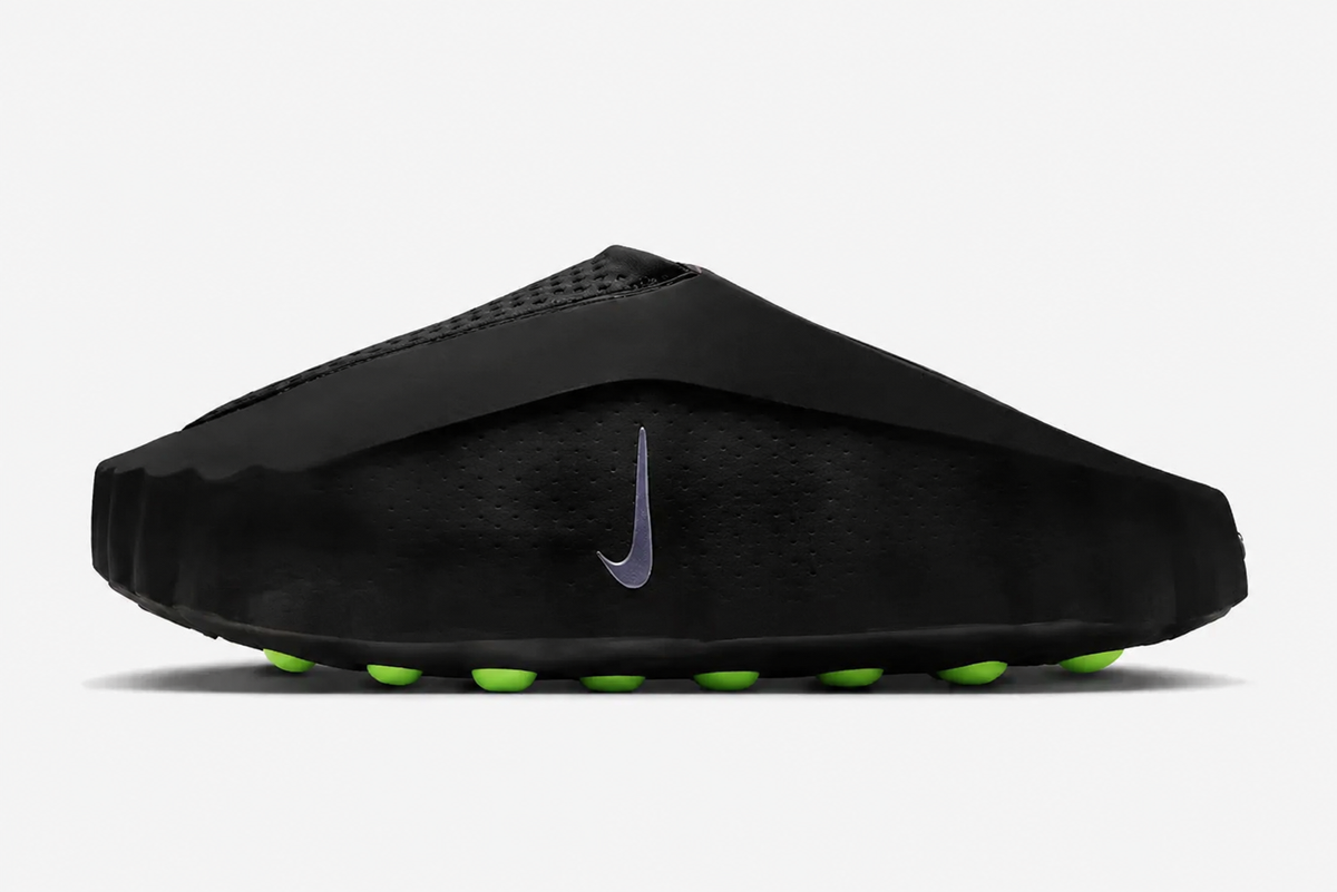 Nike Mind 001 Comfortable Fit Tech Style Slip-Ons